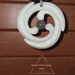 Collier pendentif "Trisquel"